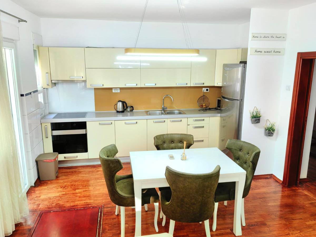 Luxury Apartment Podgorica Bagian luar foto