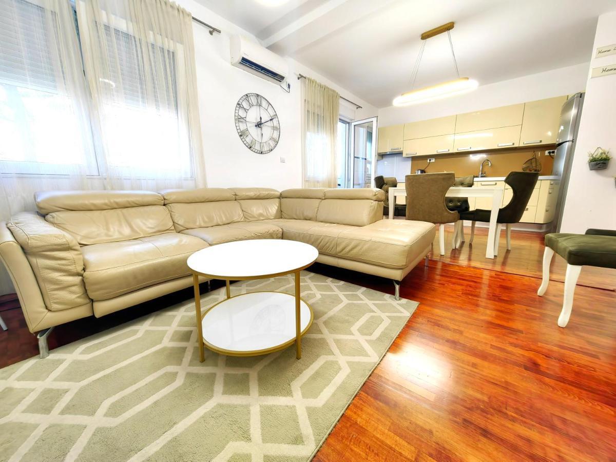 Luxury Apartment Podgorica Bagian luar foto